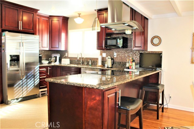 Photo of 5233 Don Pio Drive, Woodland Hills, CA 91364