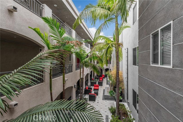 2 Bed Home for Sale in Studio City, California