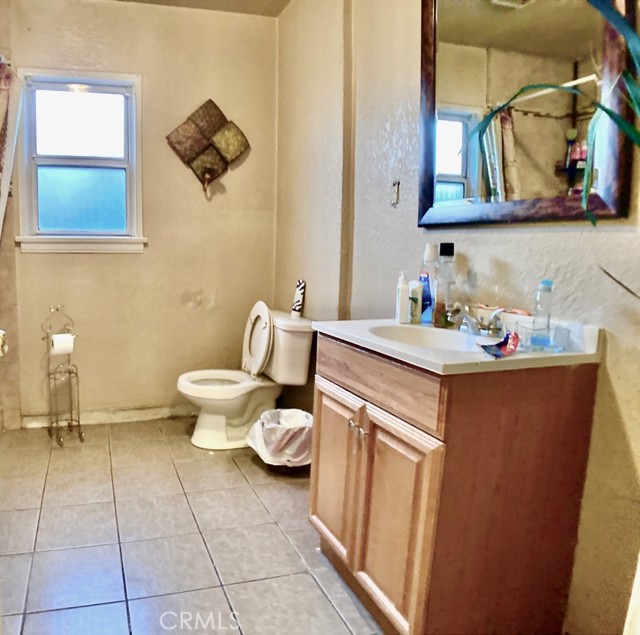 2 Bed Home for Sale in Compton, California