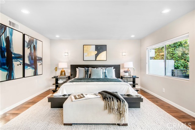 4 Bed Home for Sale in Studio City, California