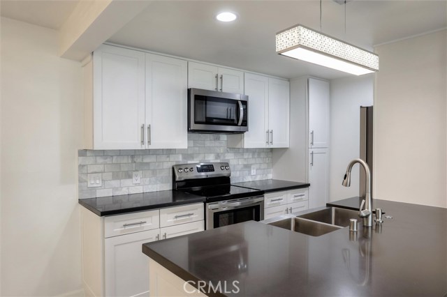 2 Bed Home for Sale in Encino, California