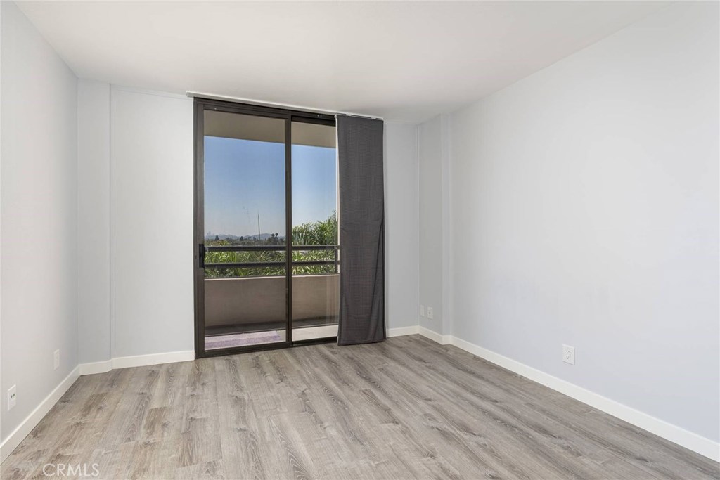 Photo for 343 PIONEER Drive, 601, Glendale, CA 91203 - Listing #SR-19211378 343 PIONEER Drive, 601, Glendale, CA 91203