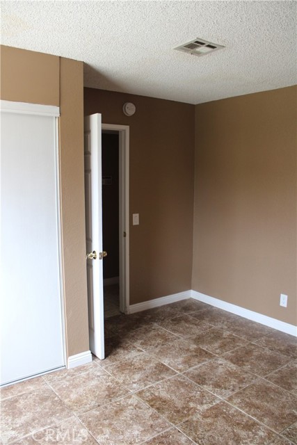 4 Bed Home for Sale in Palmdale, California