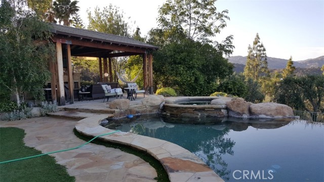 Photo of 7422 Cliffside Court, West Hills, CA 91307