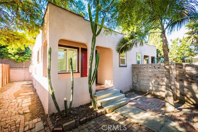 6 Bed Home for Sale in Venice, California