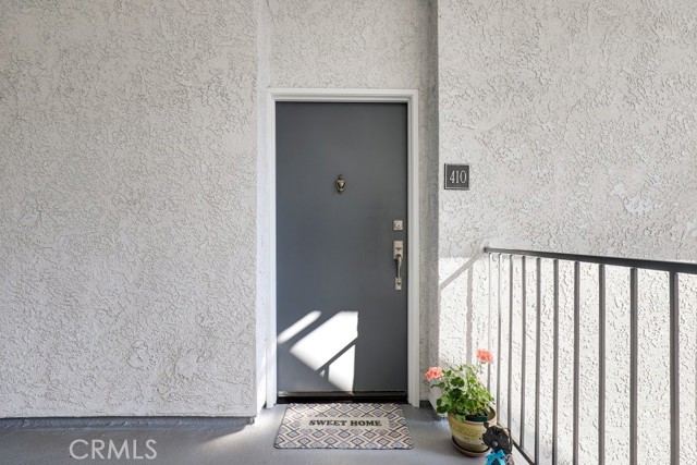 2 Bed Home for Sale in Sherman Oaks, California