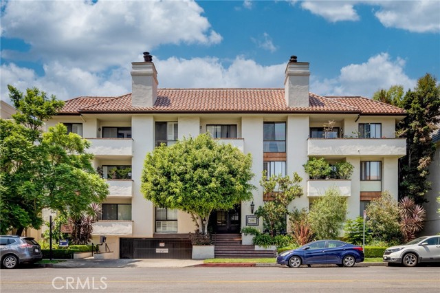 Detail Gallery Image 1 of 1 For 11755 Montana Ave #208,  Brentwood Los Angeles,  CA 90049 - 2 Beds | 2 Baths