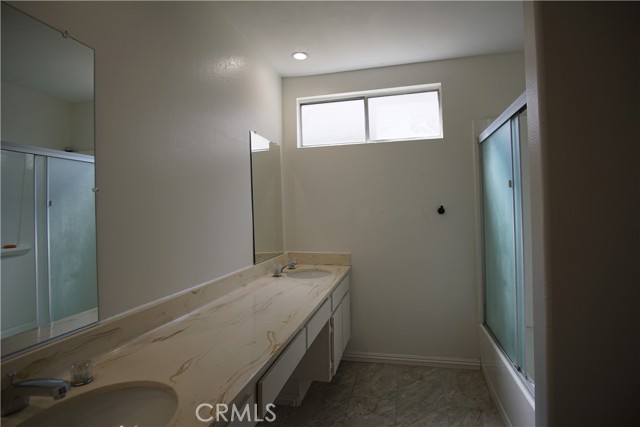 3 Bed Home for Sale in Van Nuys, California