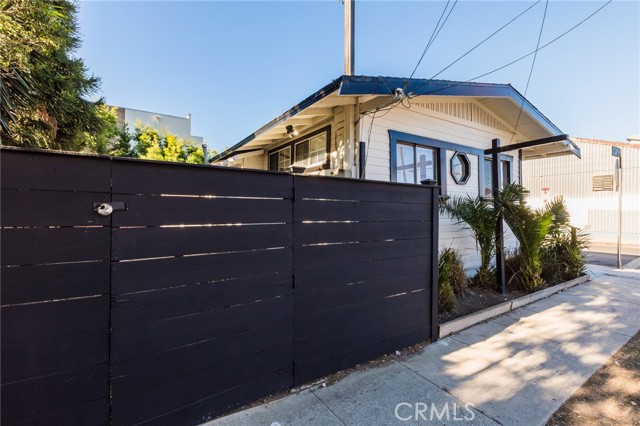 6 Bed Home for Sale in Venice, California