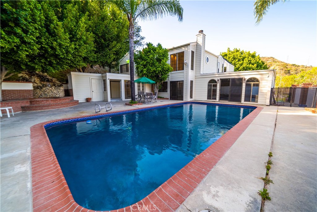 Photo for 1479 BELLEAU Road, Glendale, CA 91206 - Listing #SR-19152606 1479 BELLEAU Road, Glendale, CA 91206