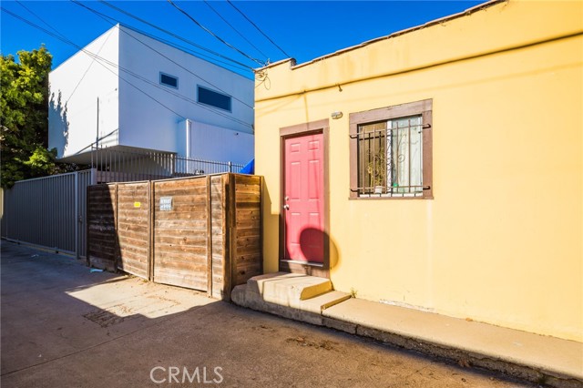 6 Bed Home for Sale in Venice, California