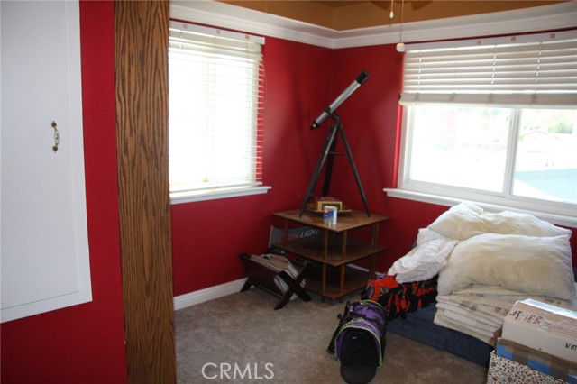 5 Bed Home for Sale in Saugus, California