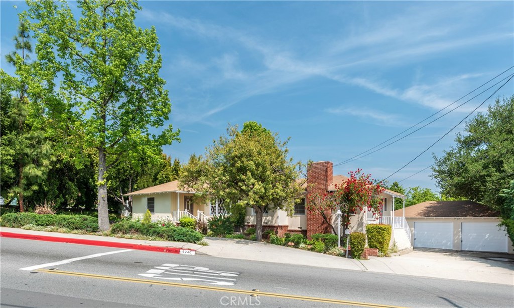 Photo for 4240 LOWELL Avenue, La Crescenta, CA 91214 - Listing #SR-19124116 4240 LOWELL Avenue, La Crescenta, CA 91214