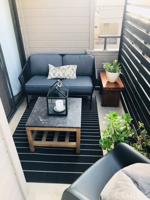 2 Bed Home for Sale in Sherman Oaks, California