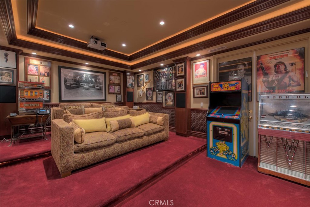 Photo for 3743 Winford Drive, Tarzana, CA 91356 - Listing #SR-19247958 3743 Winford Drive, Tarzana, CA 91356