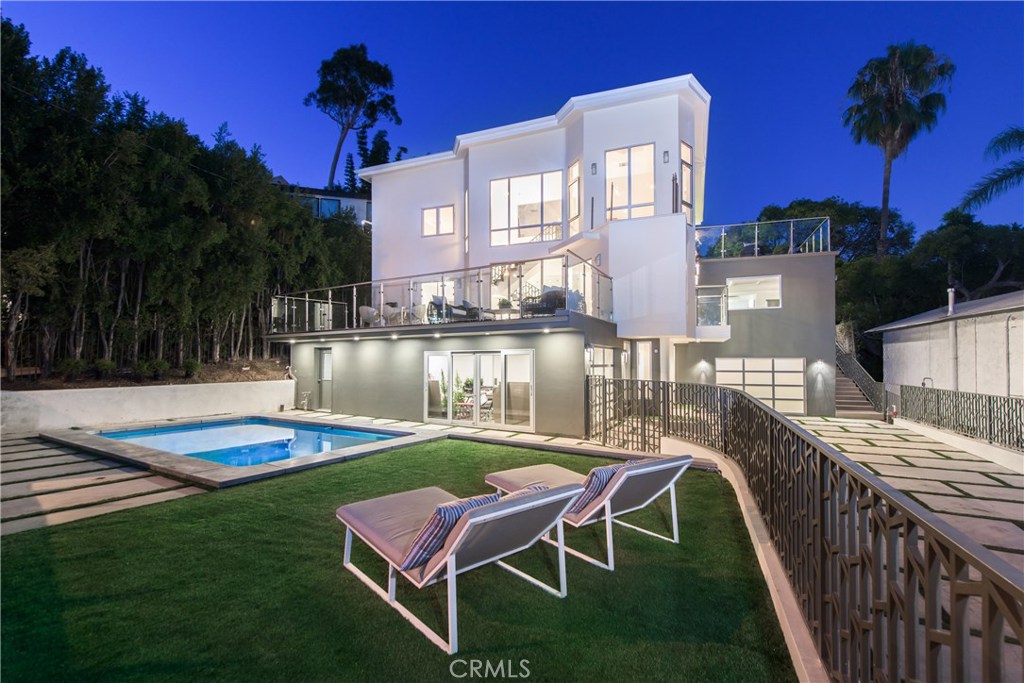 Hollywood Hills Real EstateHollywood Hills Homes For Sale