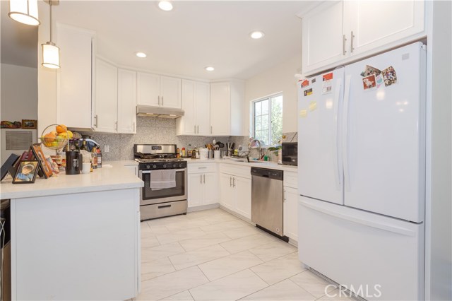 3 Bed Home for Sale in Granada Hills, California