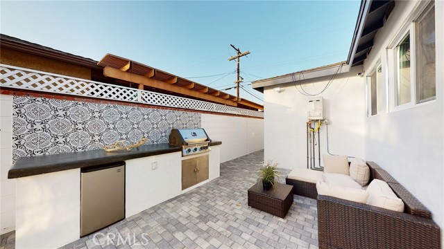 4 Bed Home for Sale in Los Angeles, California