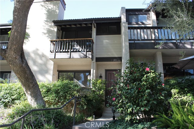 Photo of 5757 Owensmouth Avenue #4, Woodland Hills, CA 91367