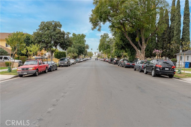  Income Home for Sale in Van Nuys, California