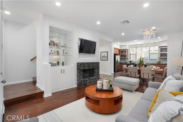 3 Bed Home for Sale in Hollywood, California