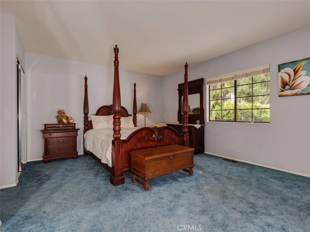Photo for 1341 RAYMOND Avenue, Glendale, CA 91201 - Listing #SR-19221422 1341 RAYMOND Avenue, Glendale, CA 91201
