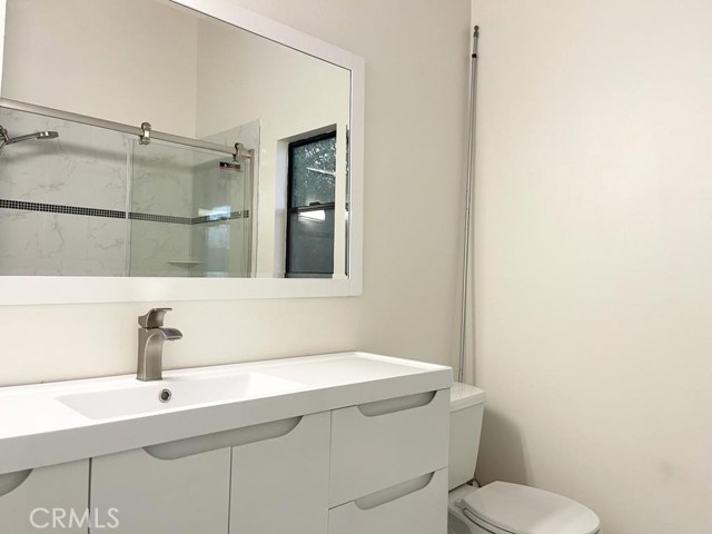 6 Bed Home for Sale in Granada Hills, California