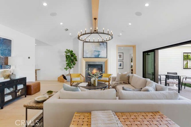 3 Bed Home for Sale in Sherman Oaks, California