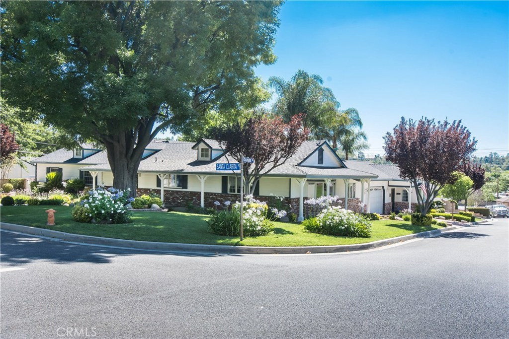 Photo of 27079 Santa Clarita Road, Saugus, CA 91350