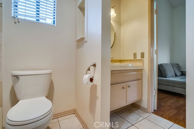 511 Meyer Lane, Redondo Beach, California 90278, 2 Bedrooms Bedrooms, ,1 BathroomBathrooms,Residential,Sold,Meyer,SR19152938