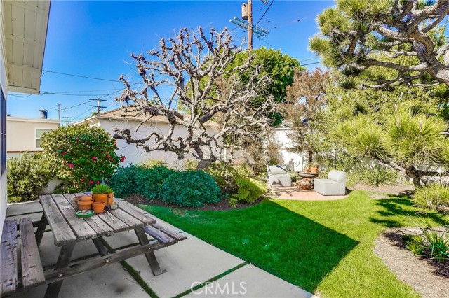 3 Bed Home for Sale in Sherman Oaks, California