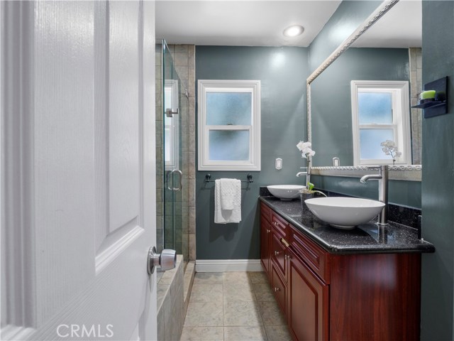 4 Bed Home for Sale in Sherman Oaks, California