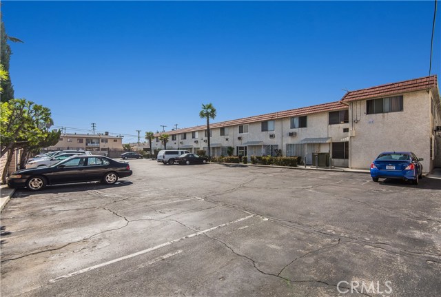 1 Bed Home for Sale in North Hollywood, California