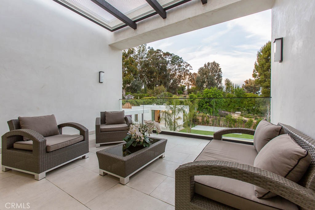 Photo for 23315 CALVERT Street, Woodland Hills, CA 91367 - Listing #SR-19072953 23315 CALVERT Street, Woodland Hills, CA 91367