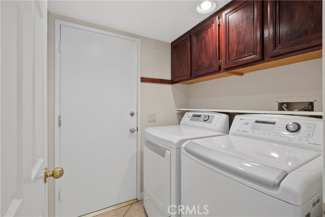 5 Bed Home for Sale in Saugus, California
