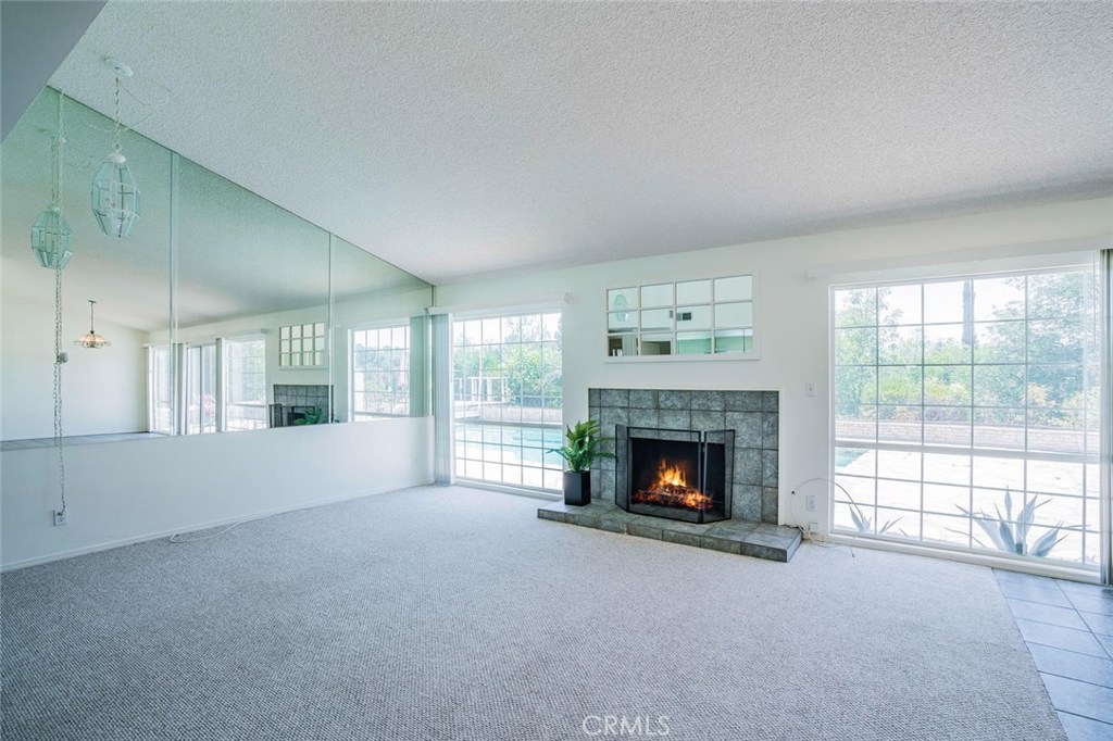 Photo for 5545 Ostin Avenue, Woodland Hills, CA 91367 - Listing #SR-19232071 5545 Ostin Avenue, Woodland Hills, CA 91367
