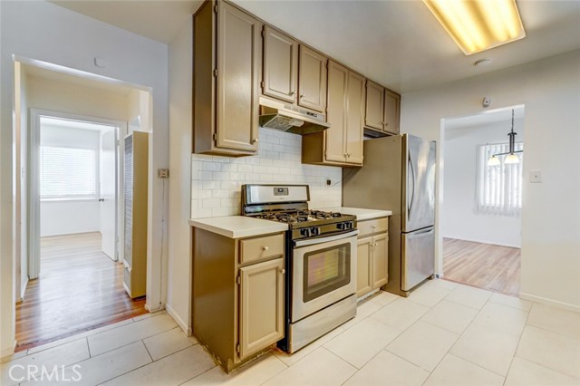 1913 190th Street, Redondo Beach, California 90278, 3 Bedrooms Bedrooms, ,1 BathroomBathrooms,Residential,Sold,190th,SR21120133
