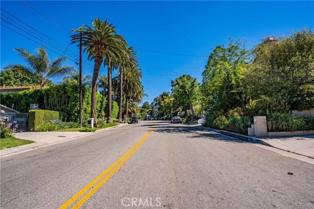 4 Bed Home for Sale in Sherman Oaks, California
