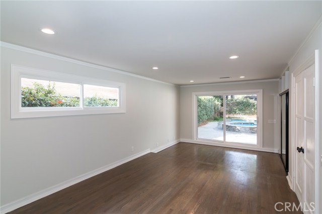 4 Bed Home for Sale in Van Nuys, California