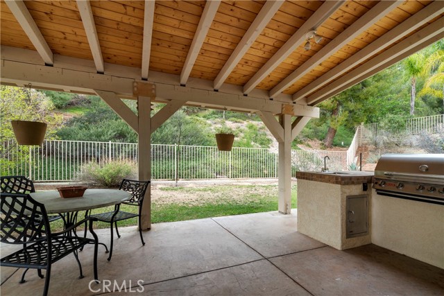 5 Bed Home for Sale in Saugus, California