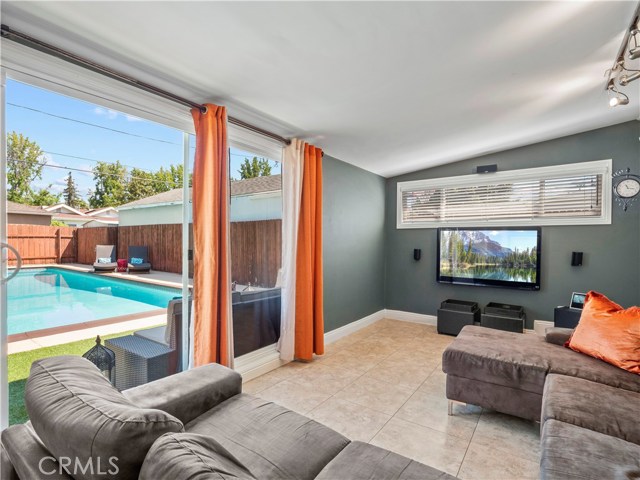 4 Bed Home for Sale in Sherman Oaks, California