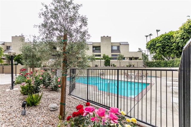 2 Bed Home for Sale in Burbank, California