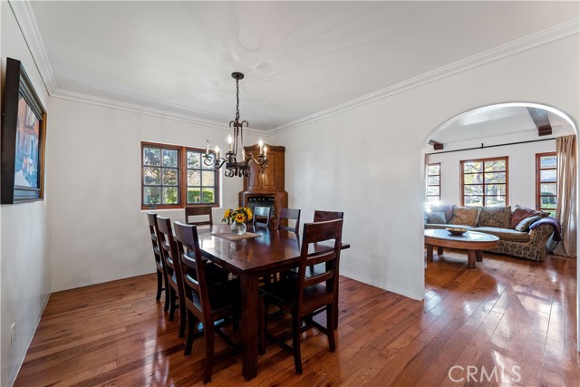5 Bed Home for Sale in Studio City, California