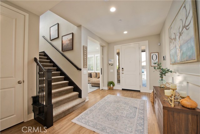 5 Bed Home for Sale in Saugus, California