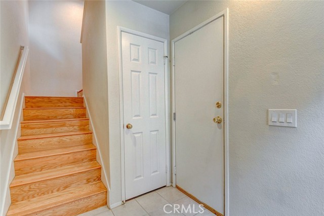 3 Bed Home for Sale in Hawthorne, California