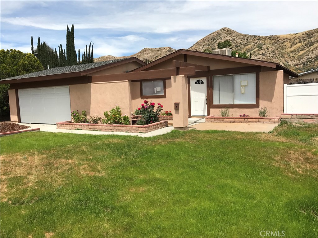 14933 daffodil avenue canyon country ca 91387 1907 439000 caretssr17116654 residential active 16