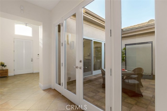 6 Bed Home for Sale in Sherman Oaks, California