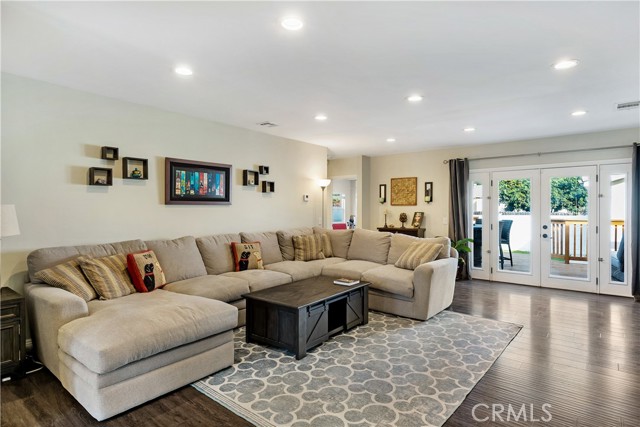 4 Bed Home for Sale in Sherman Oaks, California