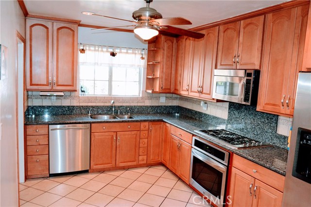 5 Bed Home for Sale in Granada Hills, California