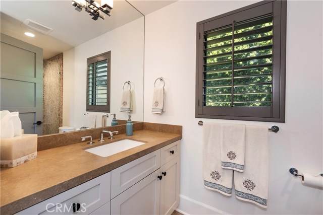 4 Bed Home for Sale in Sherman Oaks, California